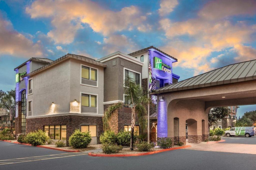 Sleep Inn & Suites Tempe Asu Campus Exteriör bild